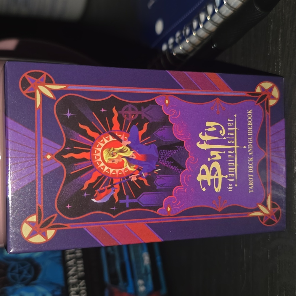 Buffy the Vampire Slayer Tarot deck & Guidebook!! 🖤💜